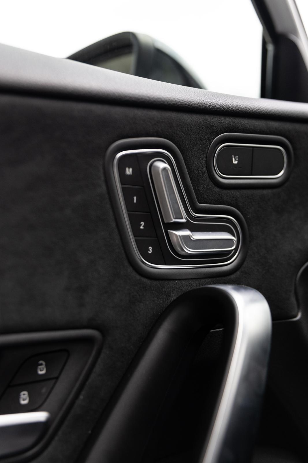 Image 7 - interieur Mercedes-Benz