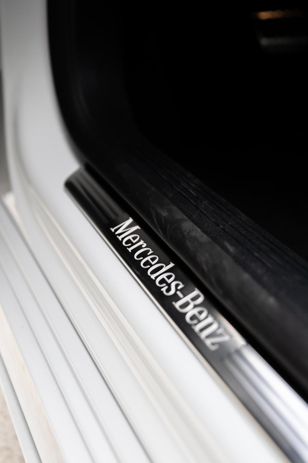 Image 8 - interieur Mercedes-Benz